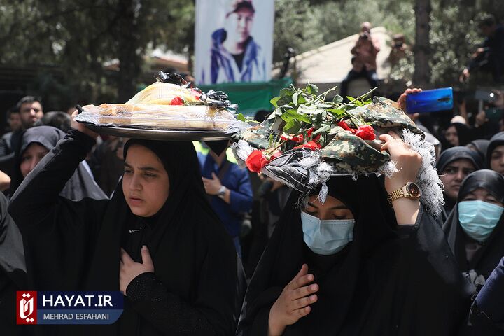 تشییع پیکر مطهر شهید فاطمیون محمد جعفری گنجی