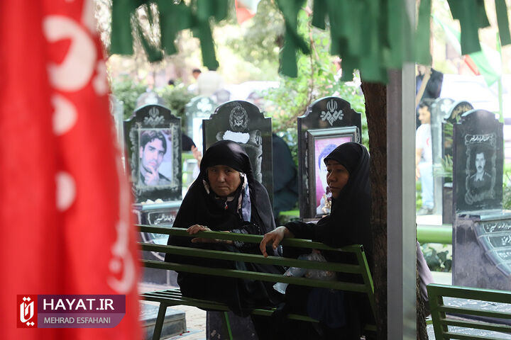 تشییع پیکر مطهر شهید فاطمیون محمد جعفری گنجی