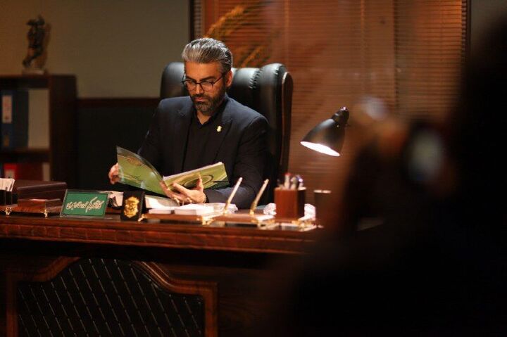 تقدیر رئیس پلیس آگاهی فراجا از مسابقه «سرنخ» تقدیر رئیس پلیس آگاهی فراجا از مسابقه «سرنخ»