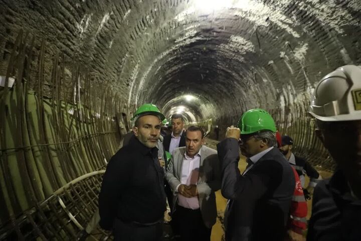 استاندار: عملیات اجرایی تونل قطار شهری کرمانشاه با سرعت بیشتری ادامه می‌یابد
