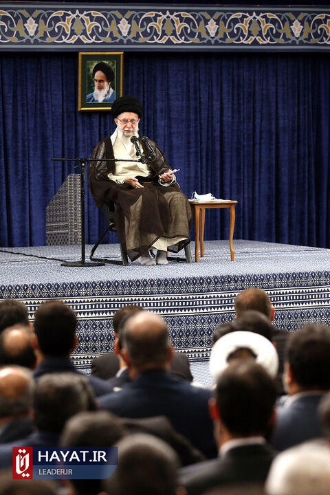 دیدار رهبر معظم انقلاب با دانشمندان، کارشناسان و مسئولان صنعت هسته‌ای