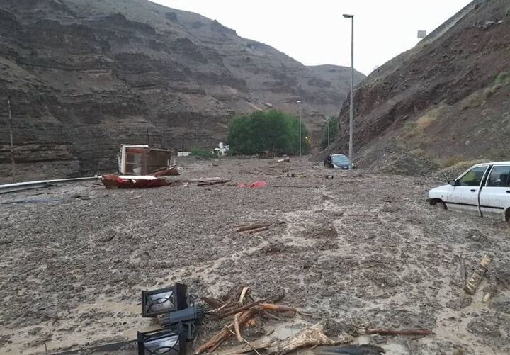 آخرین وضعیت جاده چالوس پس از سیل/ ۲ تونل کاملاً زیر گلولای رفت آخرین وضعیت جاده چالوس پس از سیل/ ۲ تونل کاملاً زیر گلولای رفت