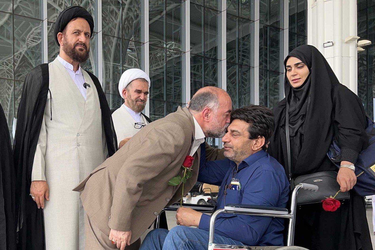 ورود کاروان جانبازان به سرزمین وحی