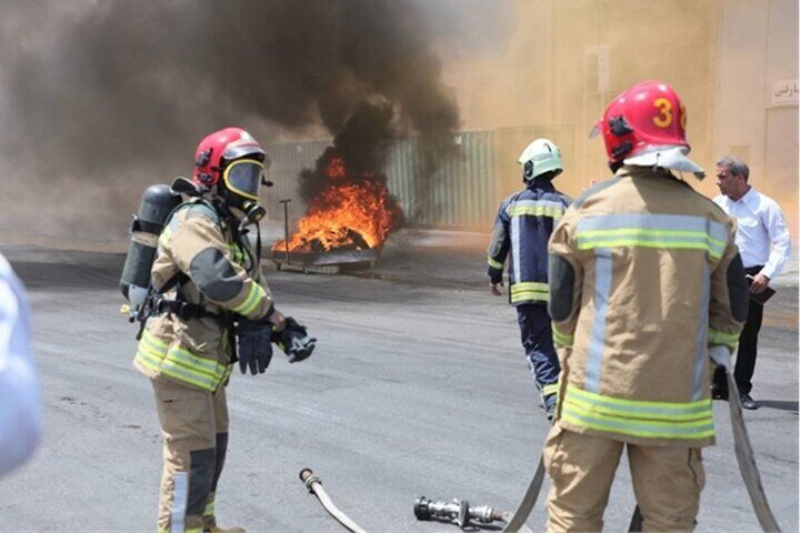 برگزاری مانور نقطهای صفر امداد و نجات جادهای در گناوه برگزاری مانور نقطهای صفر امداد و نجات جادهای در گناوه