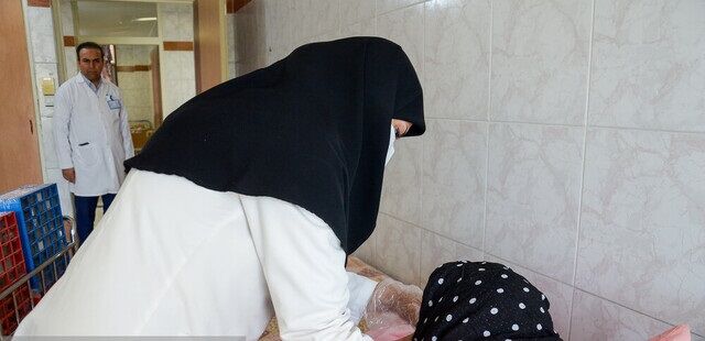 افزایش ۴۰ درصدی حق پرستاری و یارانه مراکز غیردولتی در سال ۱۴۰۲ افزایش ۴۰ درصدی حق پرستاری و یارانه مراکز غیردولتی در سال ۱۴۰۲