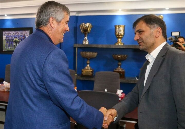 حضور لوپس در استقلال منتفی شد/ اعلام نام سرمربی ایرانی تا فردا حضور لوپس در استقلال منتفی شد/ اعلام نام سرمربی ایرانی تا فردا