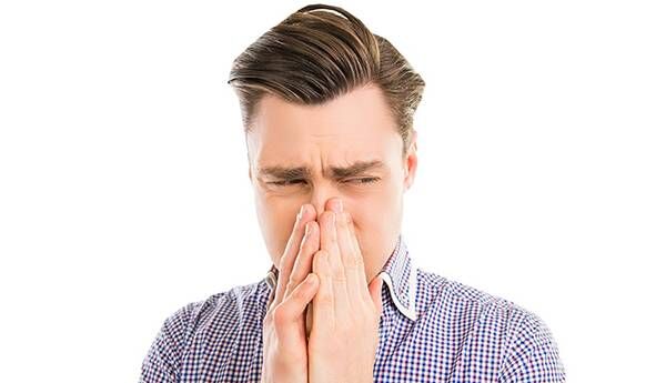 چگونه بیماری‌ها بر بوی بدن تأثیر می‌گذارند؟
