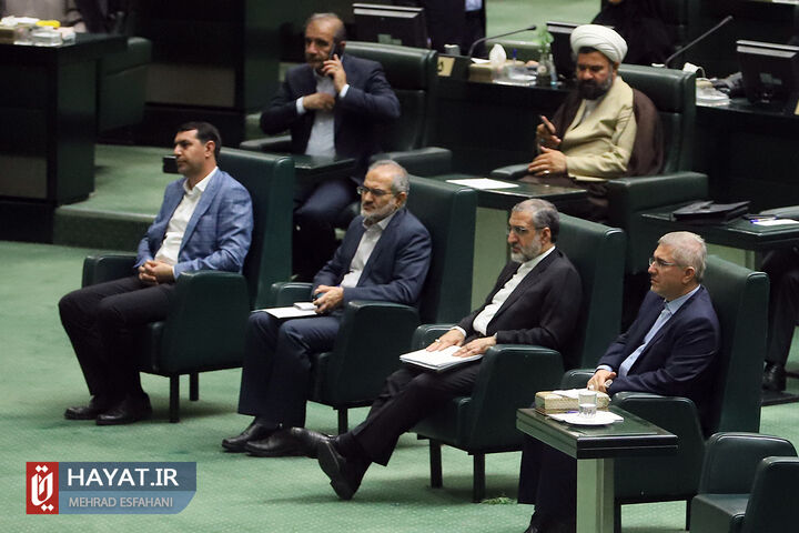 شرح وظایف صدا و سیما برای ترویج حجاب و عفاف اعلام شد شرح وظایف صدا و سیما برای ترویج حجاب و عفاف اعلام شد