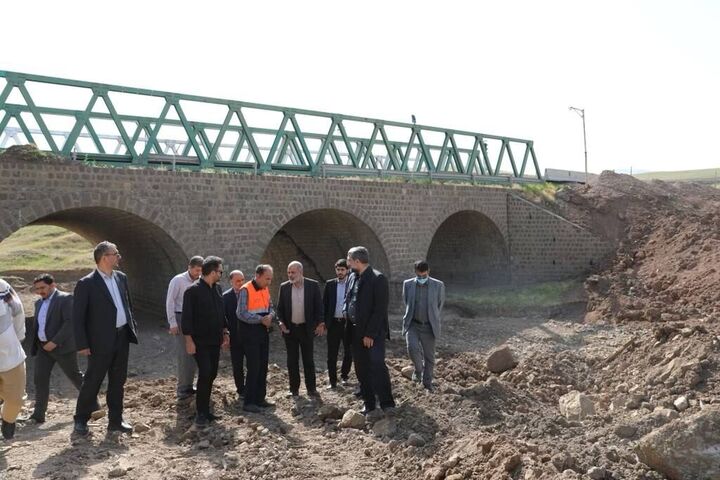 وزیر کشور از پل بنیادآباد در جاده اردبیل - سرچم بازدید کرد