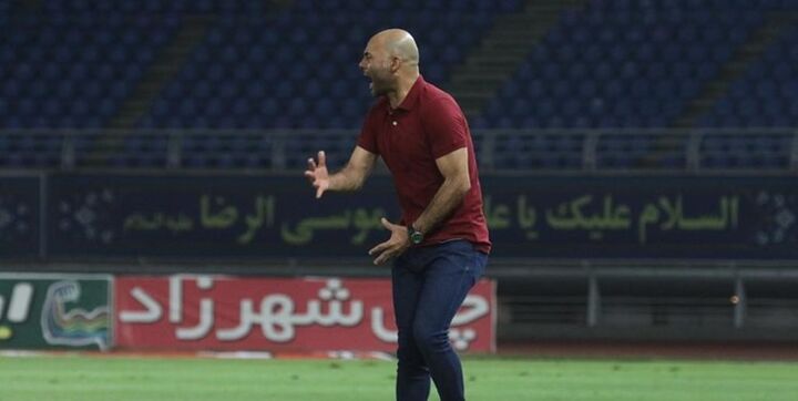 ستاره سابق استقلال در سوگ پدر ستاره سابق استقلال در سوگ پدر