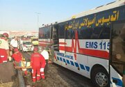 واژگونی یک دستگاه اتوبوس در جاده تهران - قم / ۲ کشته و ۱۸ مصدوم