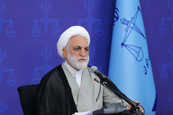 بازداشت ۲۸ تروریست در عملیات خنثی سازی ۳۰ انفجار همزمان در تهران بازداشت ۲۸ تروریست در عملیات خنثی سازی ۳۰ انفجار همزمان در تهران