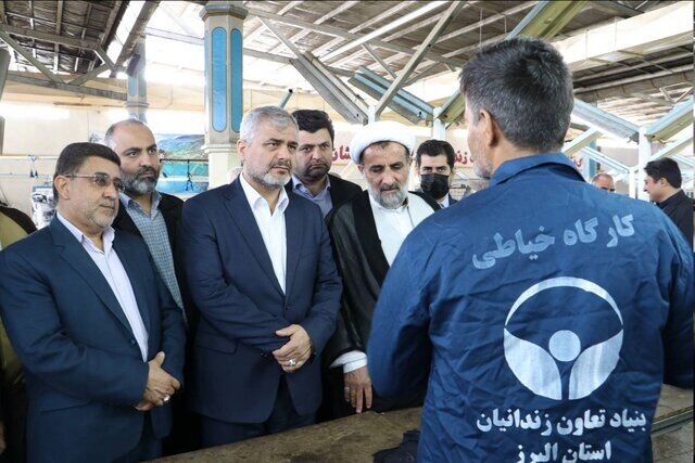 بازدید رئیس کل دادگستری تهران و هیئت قضایی ۷۰ نفره از زندان قزلحصار بازدید رئیس کل دادگستری تهران و هیئت قضایی ۷۰ نفره از زندان قزلحصار