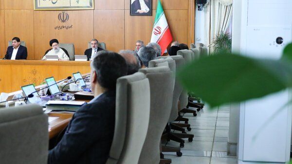 تأکید رییسی بر تداوم تلاش دستگاهها برای ادامه روند کاهشی تورم تأکید رییسی بر تداوم تلاش دستگاهها برای ادامه روند کاهشی تورم