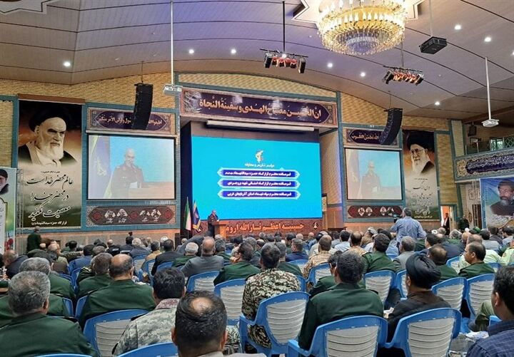 تامین امنیت پایدار در مرزهای شمال غرب/ تقدیر امام خامنهای از رزمندگان قرارگاه حمزه سیدالشهدا(ع) تامین امنیت پایدار در مرزهای شمال غرب/ تقدیر امام خامنهای از رزمندگان قرارگاه حمزه سیدالشهدا(ع)