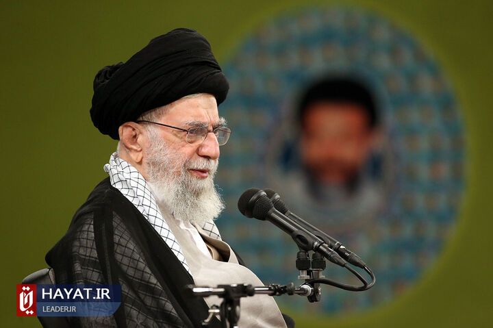 پیامهای تسلیت رهبر انقلاب برای حجالاسلام عبادی و دژکام پیامهای تسلیت رهبر انقلاب برای حجالاسلام عبادی و دژکام