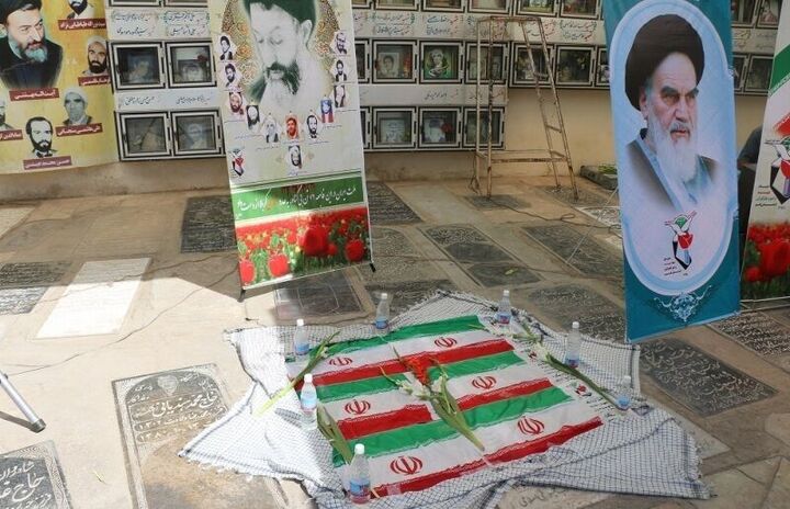 شیخان قم پذیرای یادگاران فاجعه هفتم تیر شیخان قم پذیرای یادگاران فاجعه هفتم تیر