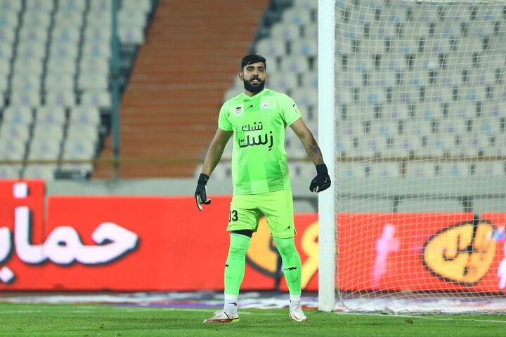 پیشنهاد ملوان به دروازهبان ذوبآهن پیشنهاد ملوان به دروازهبان ذوبآهن