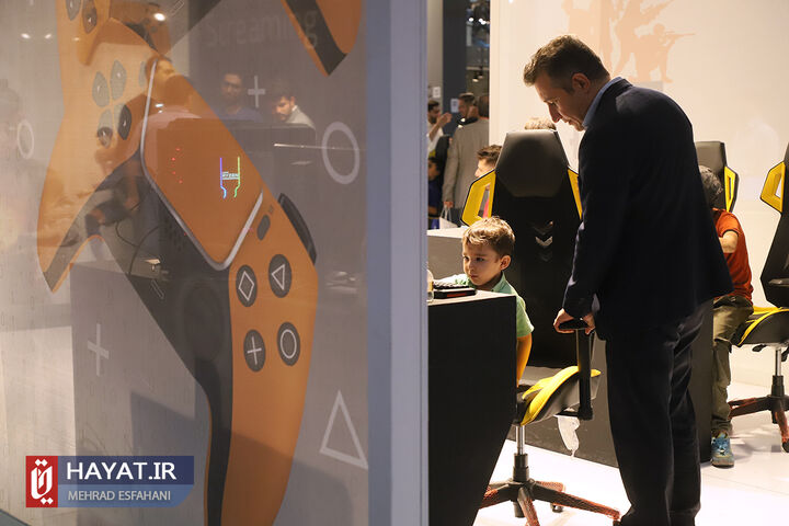 بیست و ششمین نمایشگاه بینالمللی الکامپ