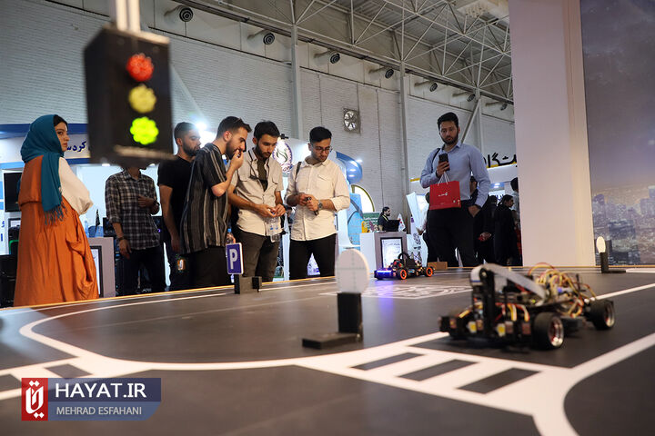 بیست و ششمین نمایشگاه بینالمللی الکامپ