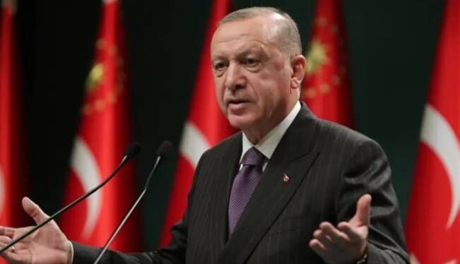 به غربیهای گستاخ یاد میدهیم توهین به مسلمانان آزادی اندیشه نیست به غربیهای گستاخ یاد میدهیم توهین به مسلمانان آزادی اندیشه نیست