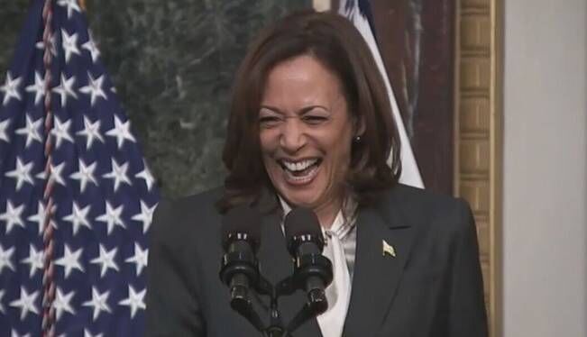 عنوان بدترین معاون رئیسجمهور آمریکا به «کامالا هریس» رسید عنوان بدترین معاون رئیسجمهور آمریکا به «کامالا هریس» رسید