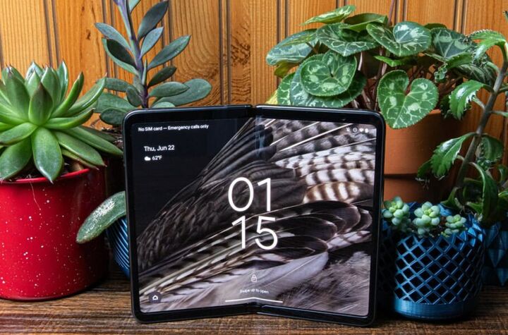 گزارش خرابی نمایشگر گوشی تاشو پیکسل فولد تنها چند روز پس از عرضه گزارش خرابی نمایشگر گوشی تاشو پیکسل فولد تنها چند روز پس از عرضه