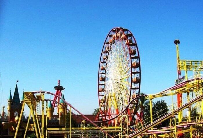 با دستور دادستان این شهربازی پلمب شد با دستور دادستان این شهربازی پلمب شد