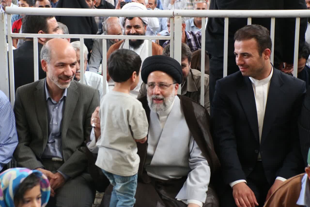حضور رئیس جمهور در جمع نمازگزاران جمعه رفسنجان