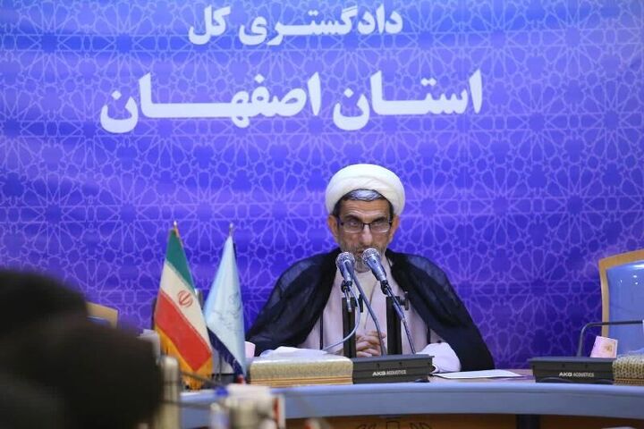 انتصابات بهدور از شایستهسالاری، پایمال شدن حقوق مردم است انتصابات بهدور از شایستهسالاری، پایمال شدن حقوق مردم است