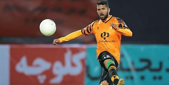 مدافع سرخها رسماً به فولاد پیوست مدافع سرخها رسماً به فولاد پیوست