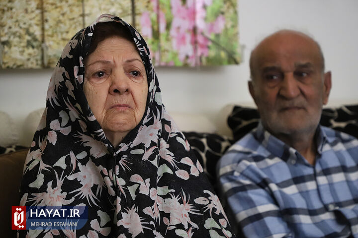 وقتی مصاحبه پسرم را در تلویزیون دیدم خیلی خوشحال شدم/ جعفر گفته بود بر دهان صدام میزند وقتی مصاحبه پسرم را در تلویزیون دیدم خیلی خوشحال شدم/ جعفر گفته بود بر دهان صدام میزند