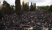 حضور ۵۰ هزار فلسطینی در نماز جمعه مسجد الاقصی