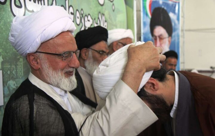 روحانیت در سنگرهای مختلف نقش موثر داشته است روحانیت در سنگرهای مختلف نقش موثر داشته است