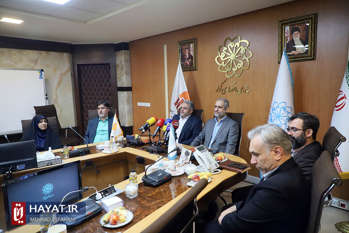 امضای تفاهمنامه همکاری مشترک سازمان اقتصادی کوثر و مرکز آمار ایران