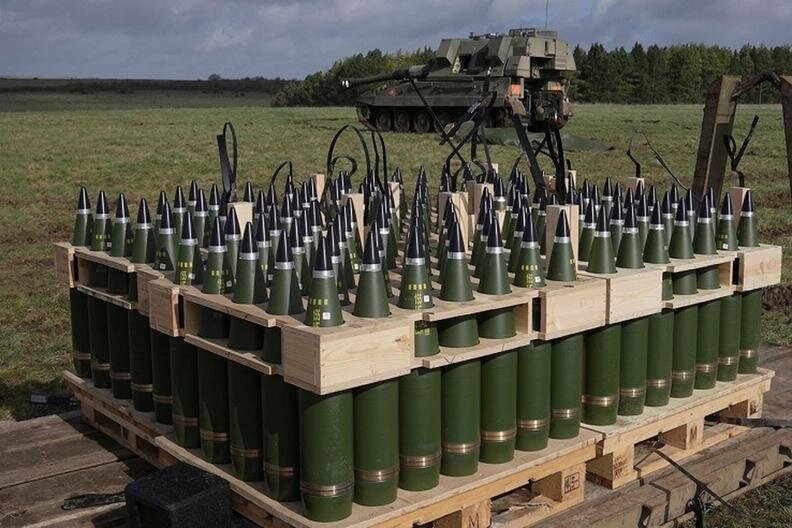 پشت پرده تصمیم آمریکا برای ارسال بمب خوشه ای به اوکراین