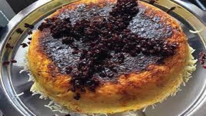 با این روشها بوی سوختگی برنج را از بین ببرید! با این روشها بوی سوختگی برنج را از بین ببرید!