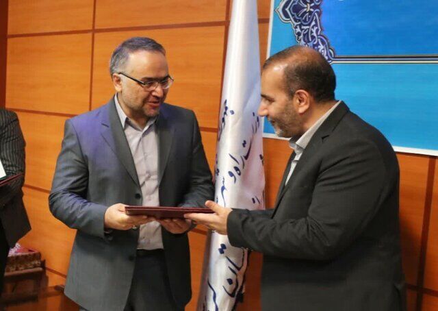 "آهکی" رفت، "الماسی" آمد "آهکی" رفت، "الماسی" آمد