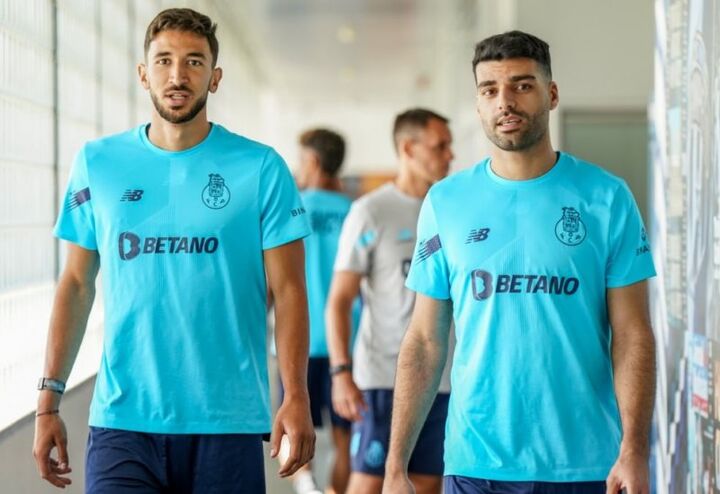 نه میلان، نه اینتر، نه منچستر: طارمی اینجاست! نه میلان، نه اینتر، نه منچستر: طارمی اینجاست!