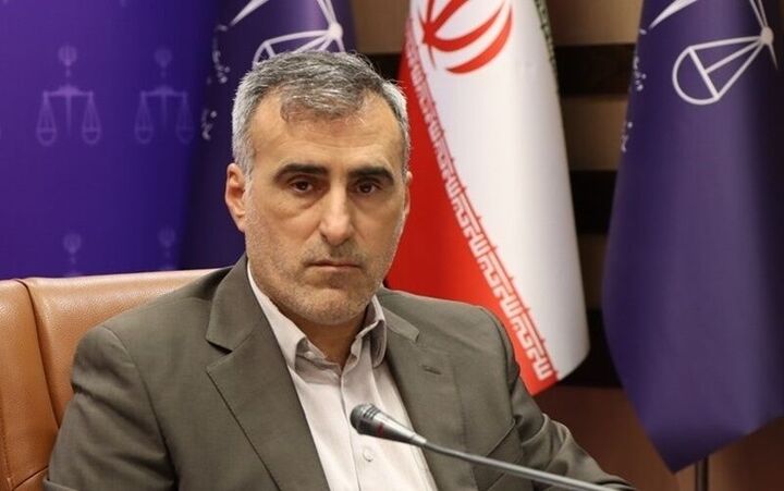 خودروسازان قیمت تمام شده خودرو را اعلام کنند/ خرید محدود کالا از مناطق آزاد جرم نیست خودروسازان قیمت تمام شده خودرو را اعلام کنند/ خرید محدود کالا از مناطق آزاد جرم نیست