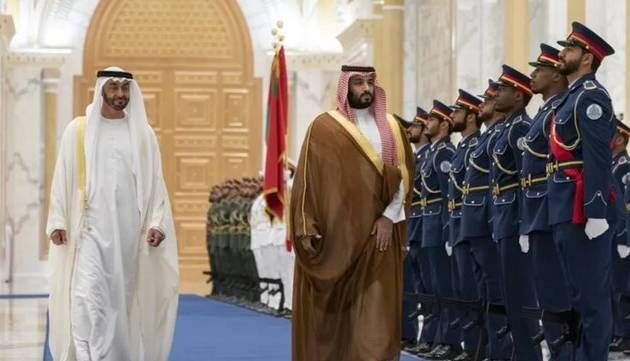 امارات از پشت به ما خنجر زد امارات از پشت به ما خنجر زد