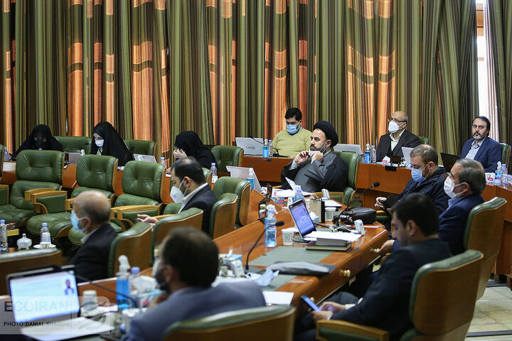 بررسی گزارش حسابرسی شرکت مترو در کمیسیون برنامه و بودجه شورای اسلامی شهر تهران