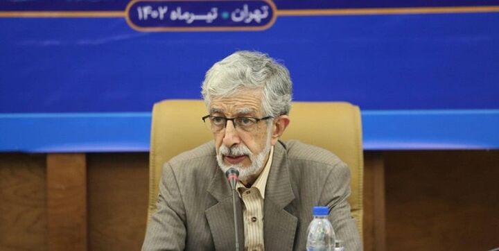 توسل به ائمه اطهار همیشه پشتیبان انقلاب اسلامی بوده است توسل به ائمه اطهار همیشه پشتیبان انقلاب اسلامی بوده است