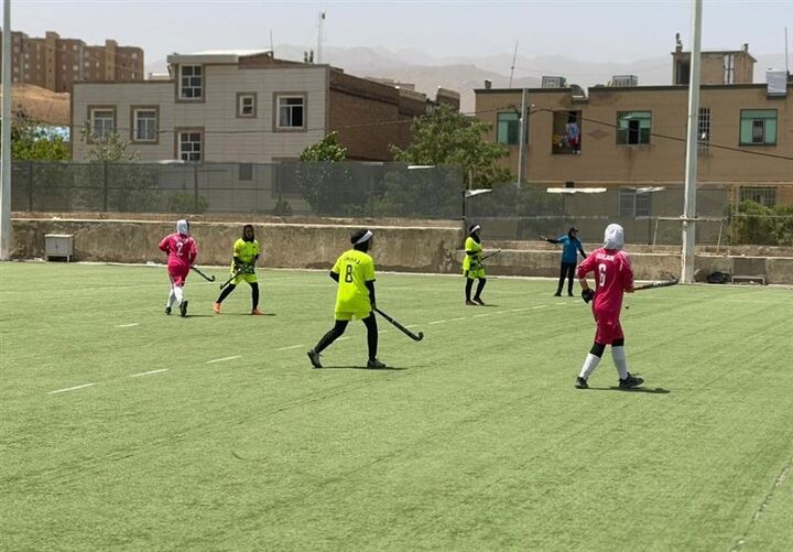 برگزاری اردوی تیم ملی هاکی چمنی بانوان در اراک برگزاری اردوی تیم ملی هاکی چمنی بانوان در اراک