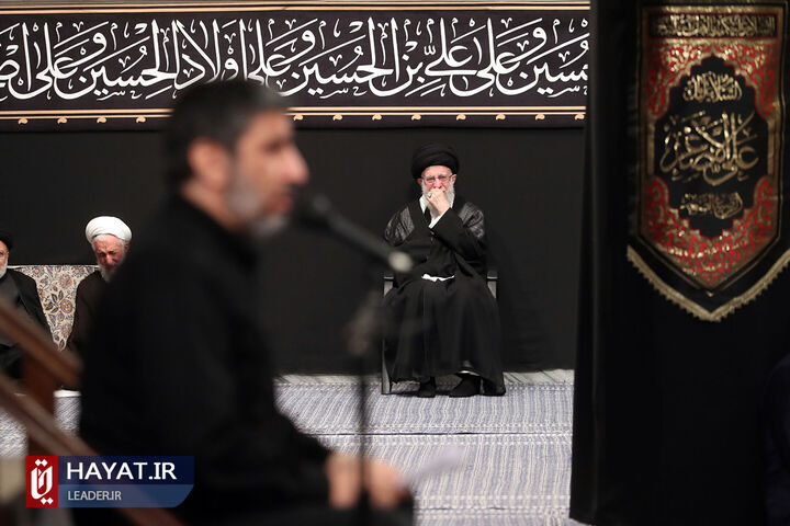 اولین شب مراسم عزاداری حضرت اباعبدالله الحسین (علیهالسلام) با حضور رهبر انقلاب