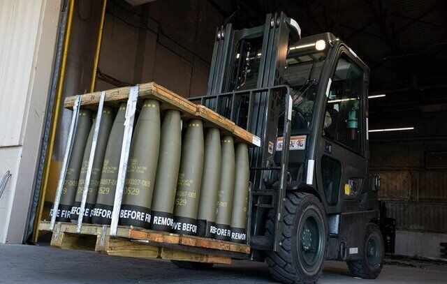 ارائه ۴۰۰ میلیون دلار کمک نظامی جدید به اوکراین از سوی آمریکا ارائه ۴۰۰ میلیون دلار کمک نظامی جدید به اوکراین از سوی آمریکا