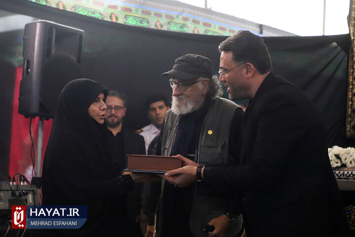 تشییع پیکر شهید گمنام در وزارت فرهنگ و ارشاد اسلامی