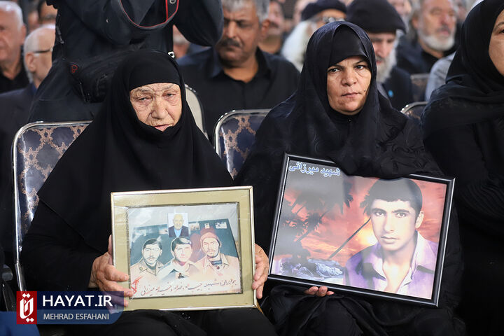 تشییع پیکر شهید گمنام در وزارت فرهنگ و ارشاد اسلامی