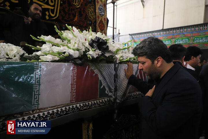 تشییع پیکر شهید گمنام در وزارت فرهنگ و ارشاد اسلامی
