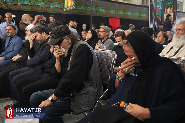 تشییع پیکر شهید گمنام در وزارت فرهنگ و ارشاد اسلامی